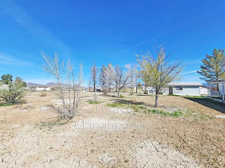 80 Stanley Dr — Photo 19