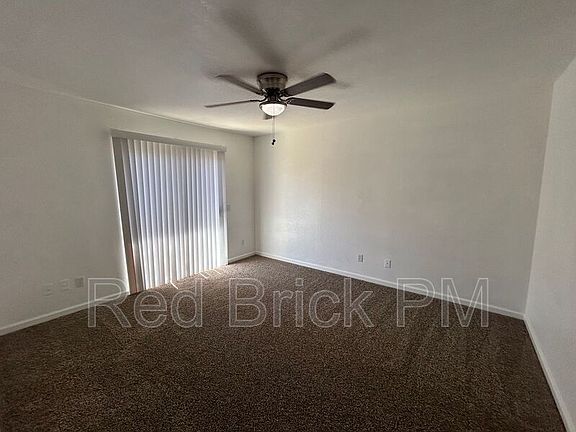 5th image of 105 Kings Ave