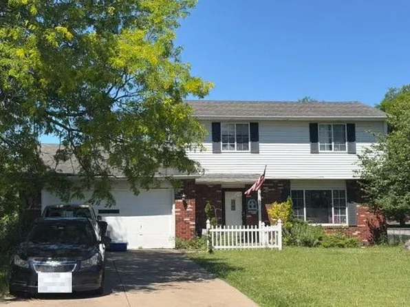 8154 Elaine Dr, North Royalton, OH 44133