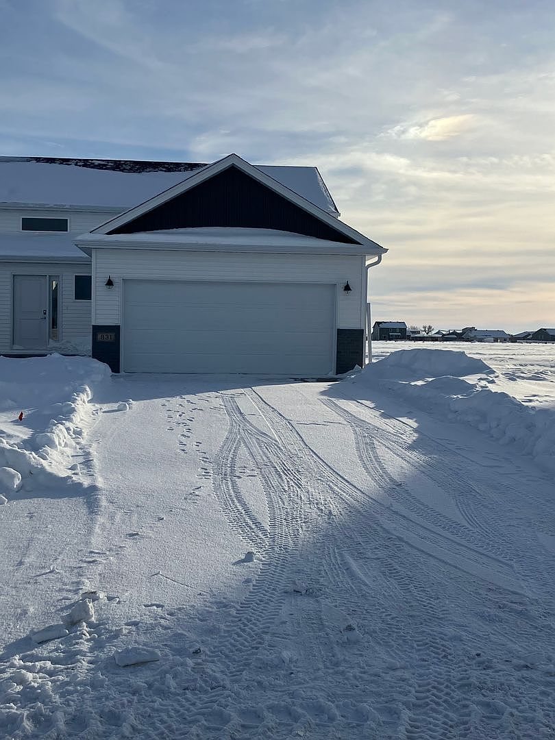 831 5th St SE, Mayville, ND 58257 Zillow