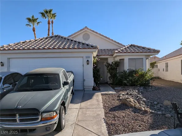 5233 Velazco Ln, Las Vegas, NV 89130