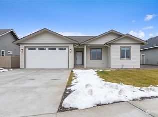 2528 Plateau Dr, East Wenatchee, WA 98802