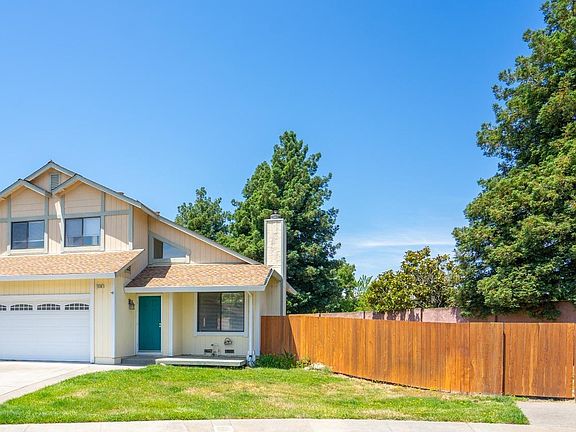 2nd image of 1536 Mary Place