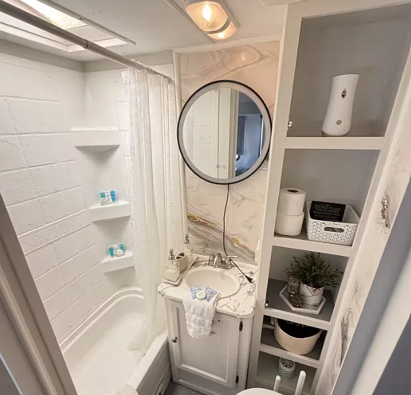 Regatta Cir — Photo 15
