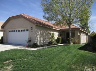 11217 Country Club Dr, Apple Valley, CA 92308