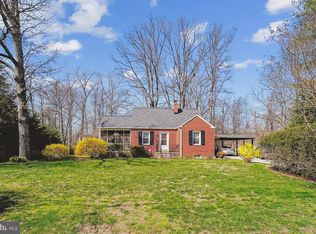 6168 Cobbs Rd, Alexandria, VA 22310