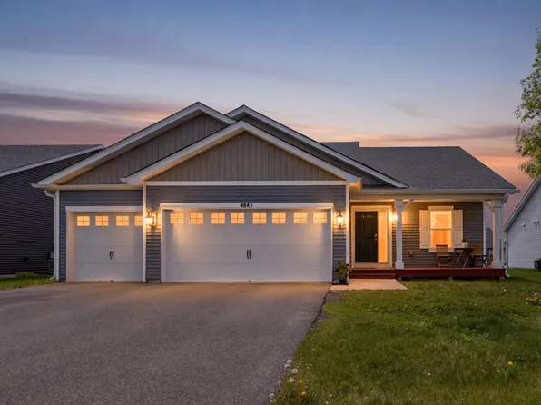 4845 Empress Ave N, Hugo, MN 55038