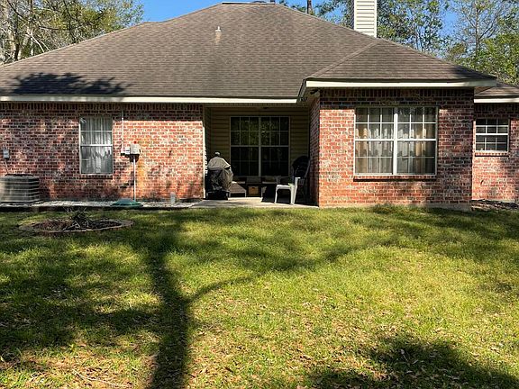 3rd image of 215 Ridgeview Dr