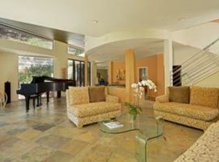 3275 Mandeville Canyon Rd, Los Angeles, CA 90049