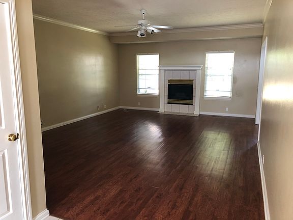 Living room -view from entry