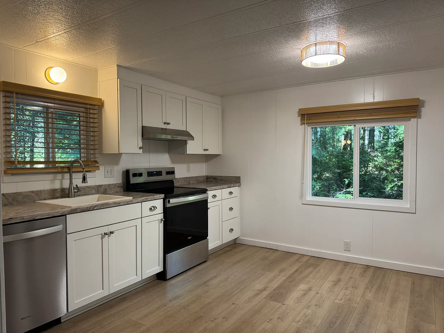 2 bed, 676 sqft, $2,000 — Photo 4