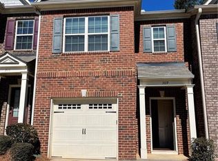 309 Knelston Oak Dr, Suwanee, GA 30024