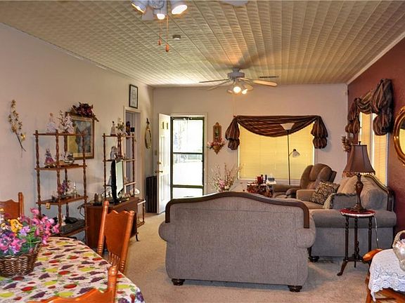 5th image of 525 N Chapman Ave