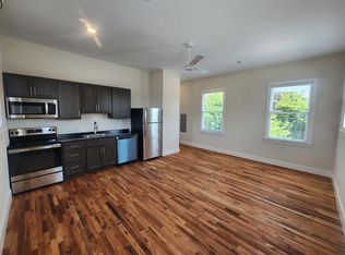 606 N Main St APT 201, Memphis, TN 38105