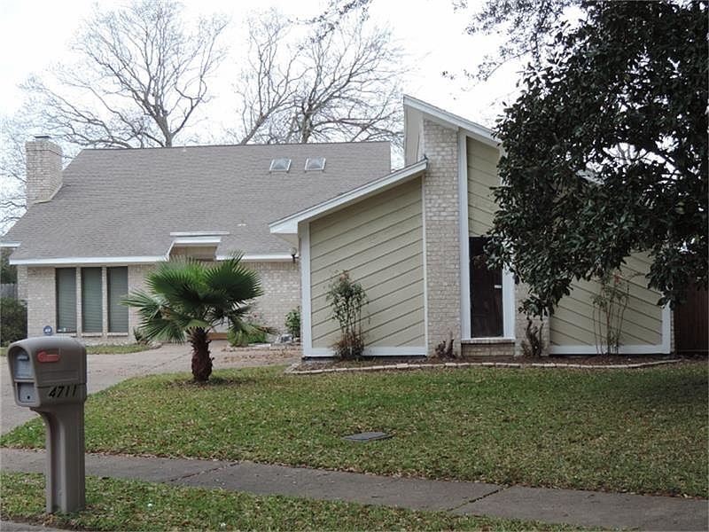 1st image of 4711 Baywood Dr