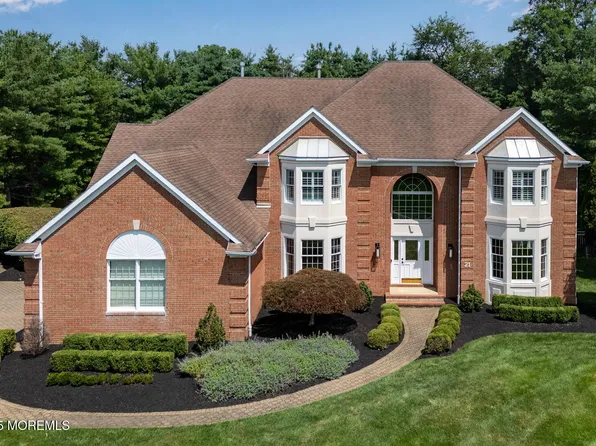 21 Canterbury Drive, Freehold, NJ 07728