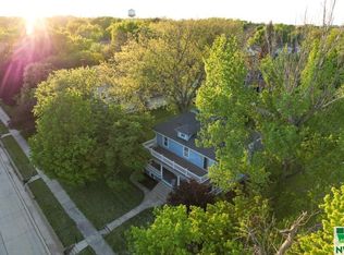 722 W Cedar St, Cherokee, IA 51012