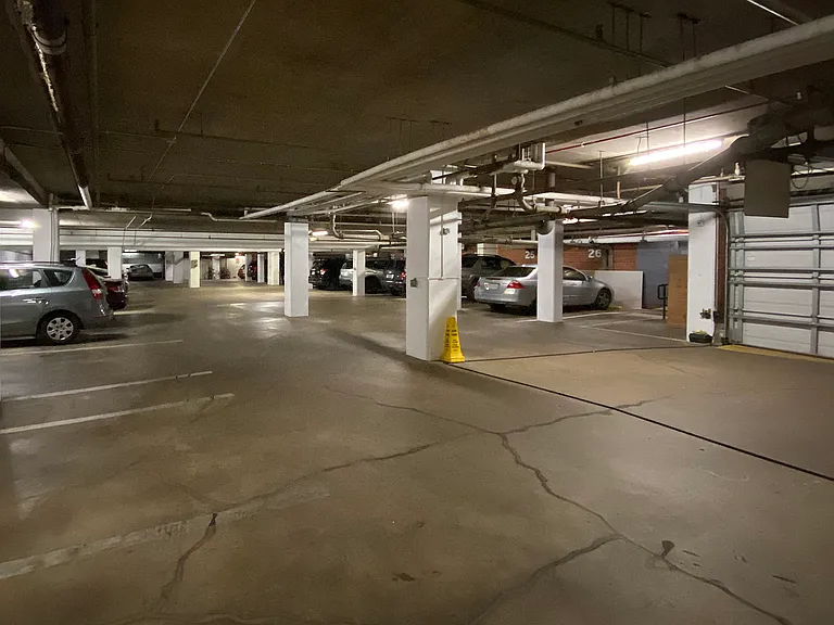 Connecticut Park Apartments — Photo 26