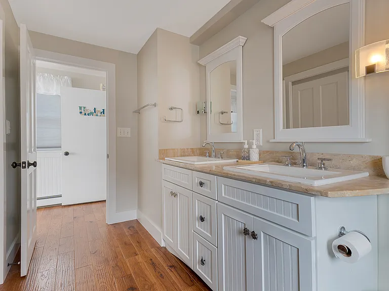 125 Long Beach Ave — Photo 12