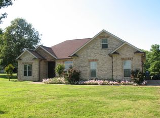 2258 Lexie Cobb Rd, Newbern, TN 38059