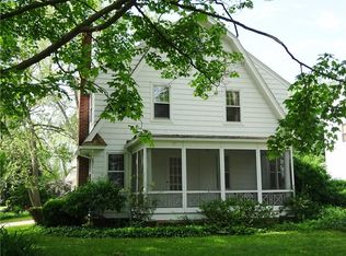 10 Winhurst Dr, Rochester, NY 14618