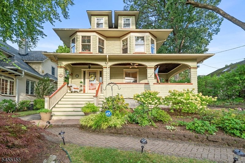 1st image of 226 Whitford Ave