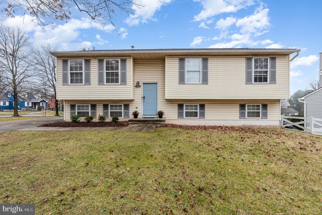 8600 Daytona Rd, Baltimore, MD 21237