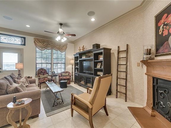 5th image of 2180 McPherson Dr #2180