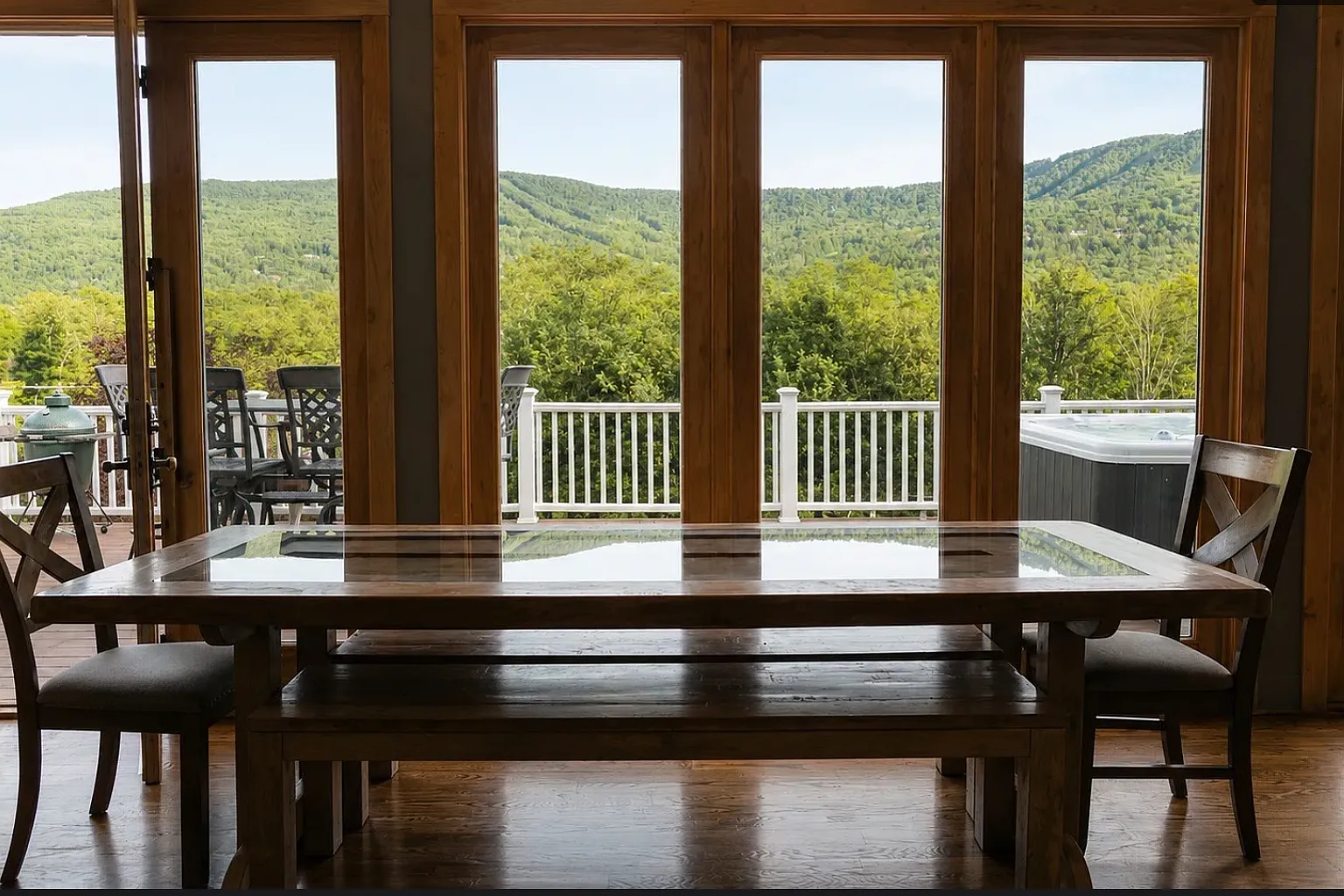 4 bed, 2900 sqft, $3,000 — Photo 2