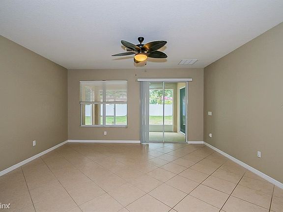 3rd image of 3409R Walden Reserve Dr