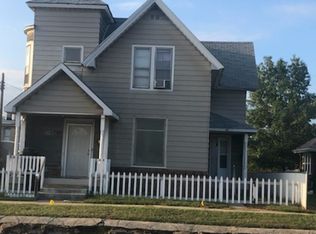 114 E 10th St #1, Michigan City, IN 46360