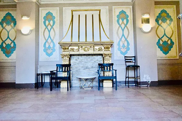 Rented by Safdie Realty Group | media 17