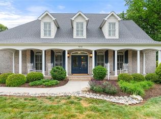 7572 Haw Meadows Dr, Kernersville, NC 27284