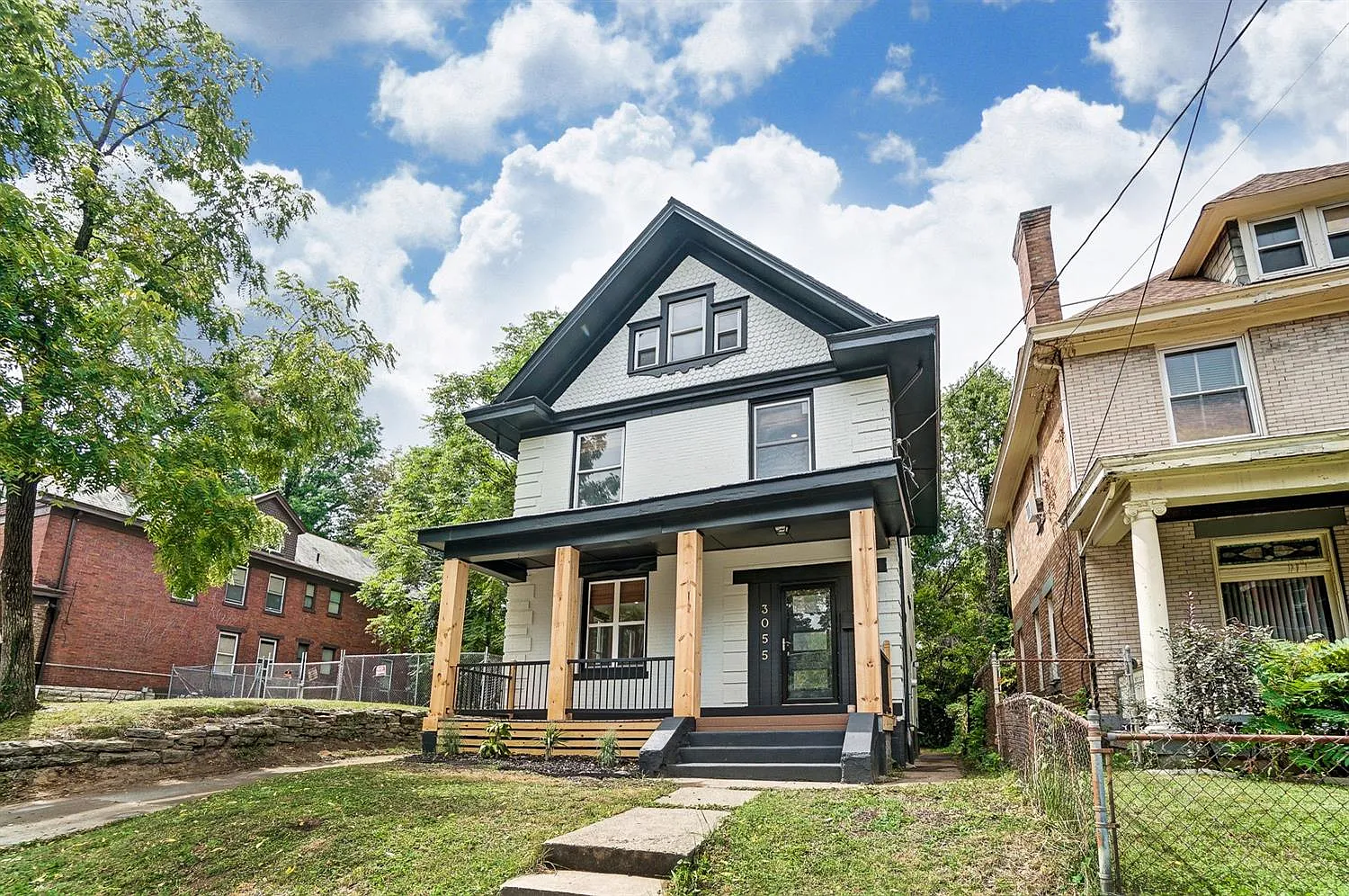 3055 Cleinview Ave photo 1
