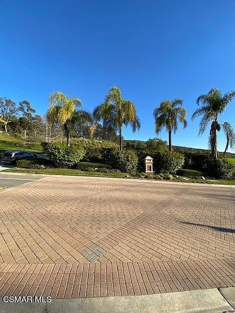 1st image of 1076 Avenida De Aprisa
