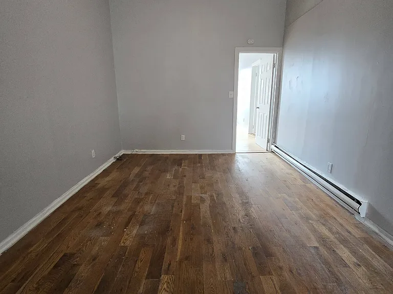 366 Forrest St #4 — Photo 7