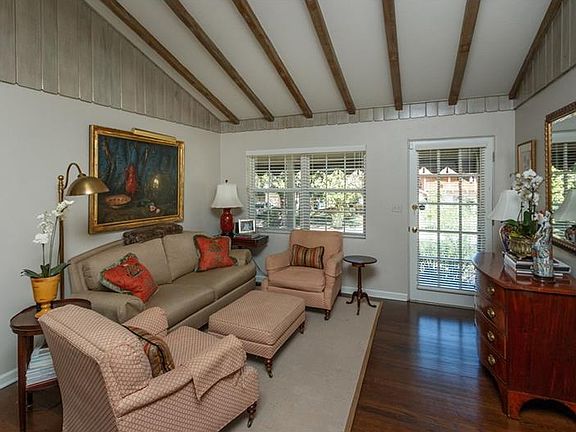 4th image of 240 Hampden Pl