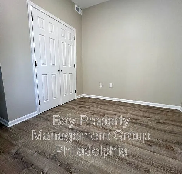 1844 Master St #3 — Photo 1