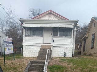 1622 Red Oak St, Charleston, WV 25387