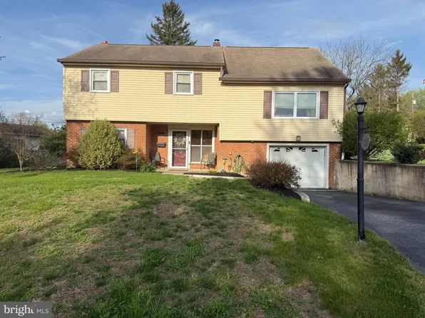 507 Clermont Dr, Harrisburg, PA 17112