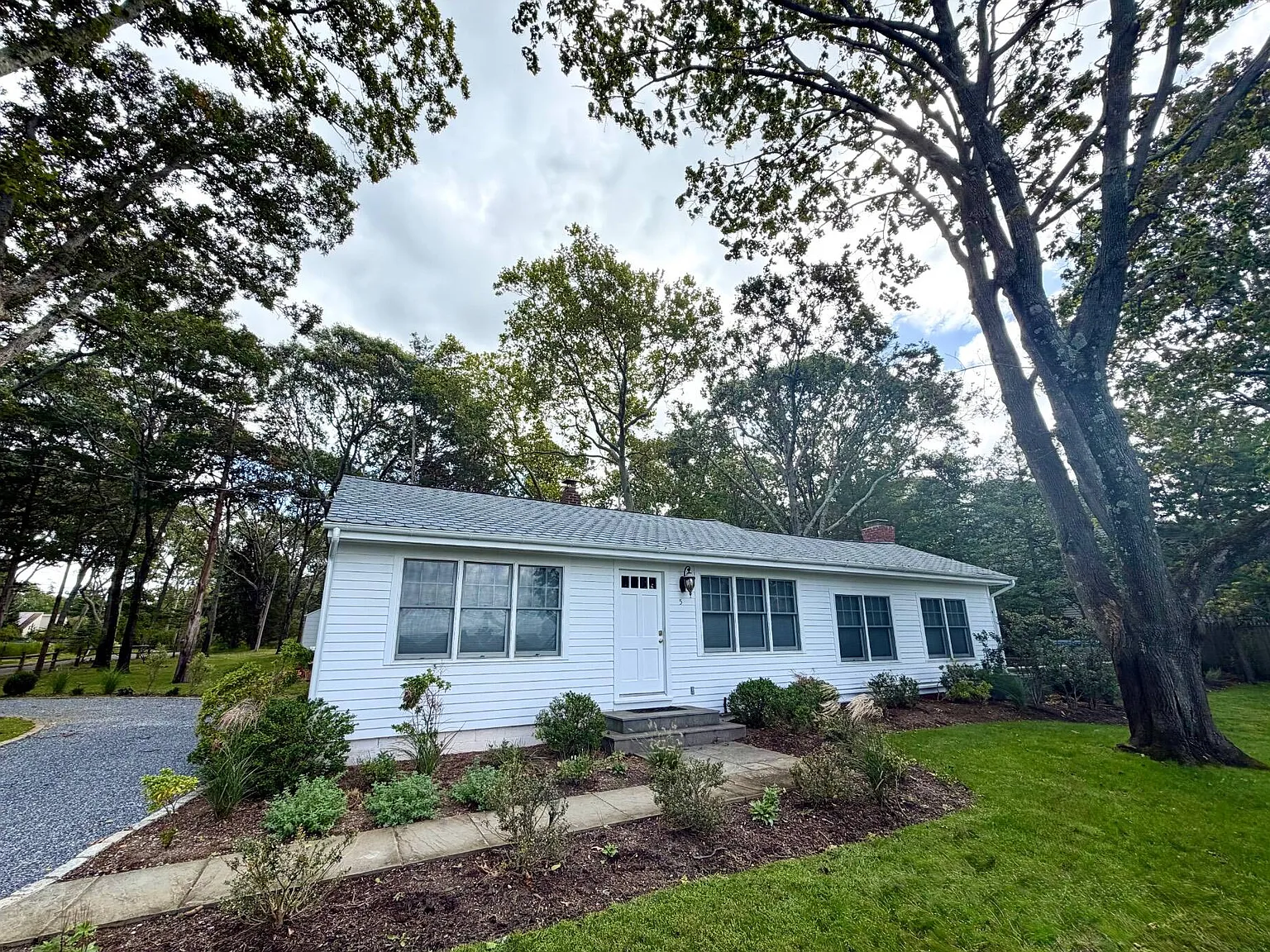 A Peaceful Hampton Bays Retreat - Water Views & Wooded Privacy — Photo 2