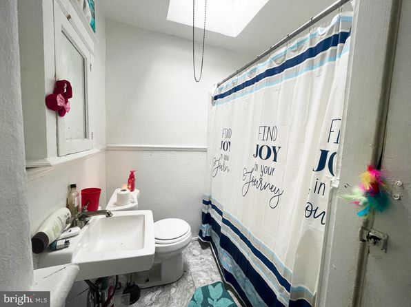 philadelphia-pennsylvania-2067578747 picture