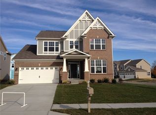 7729 Tanager Ct, Zionsville, IN 46077