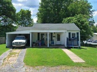 103 Carson Ln, Bristol, TN 37620