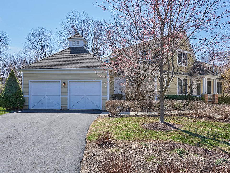 1st image of 85 Thornbrooke Dr