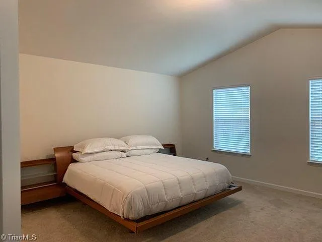1033 Hidden Meadow Rd — Photo 19