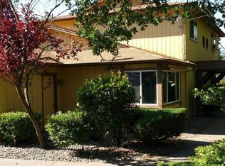 405 NW Evelyn Ave APT A, Grants Pass, OR