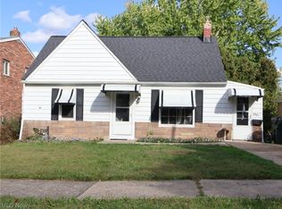 5581 Saxon Dr, Garfield Heights, OH 44125