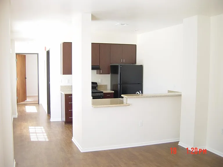 630 S Saint Louis St — Photo 2