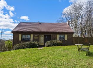 117 Carries Dr, Burgettstown, PA 15021